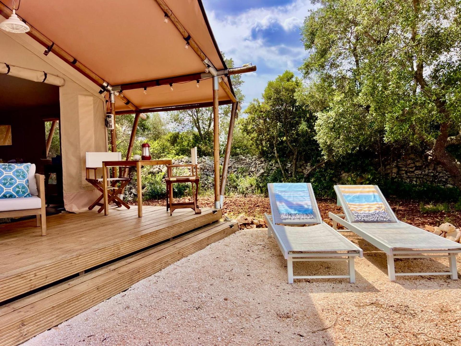 Domus Olea Glamping Hotel Ceglie Messapica Exterior photo